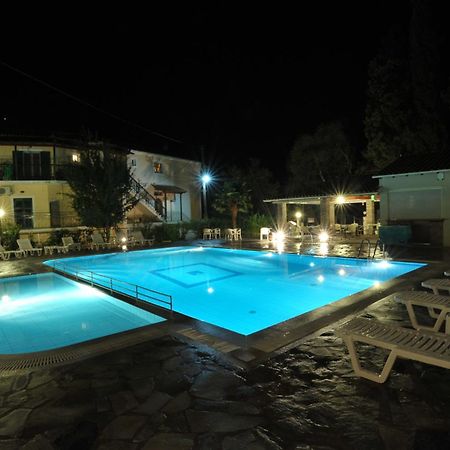 Elli Marina Studios And Apartments Benitses  Ngoại thất bức ảnh