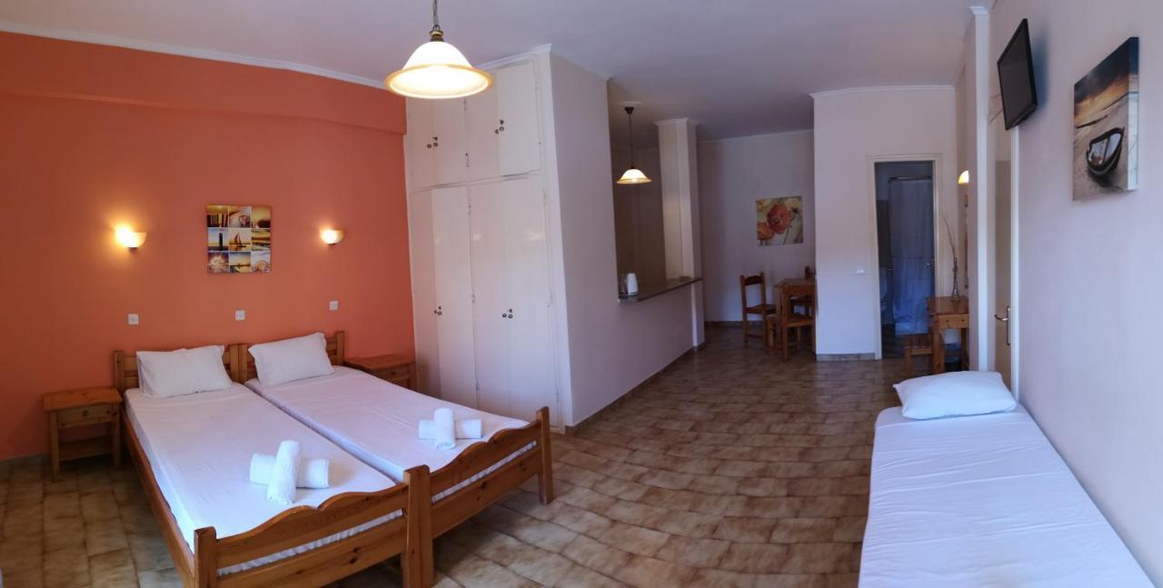 Elli Marina Studios And Apartments Benitses  Ngoại thất bức ảnh