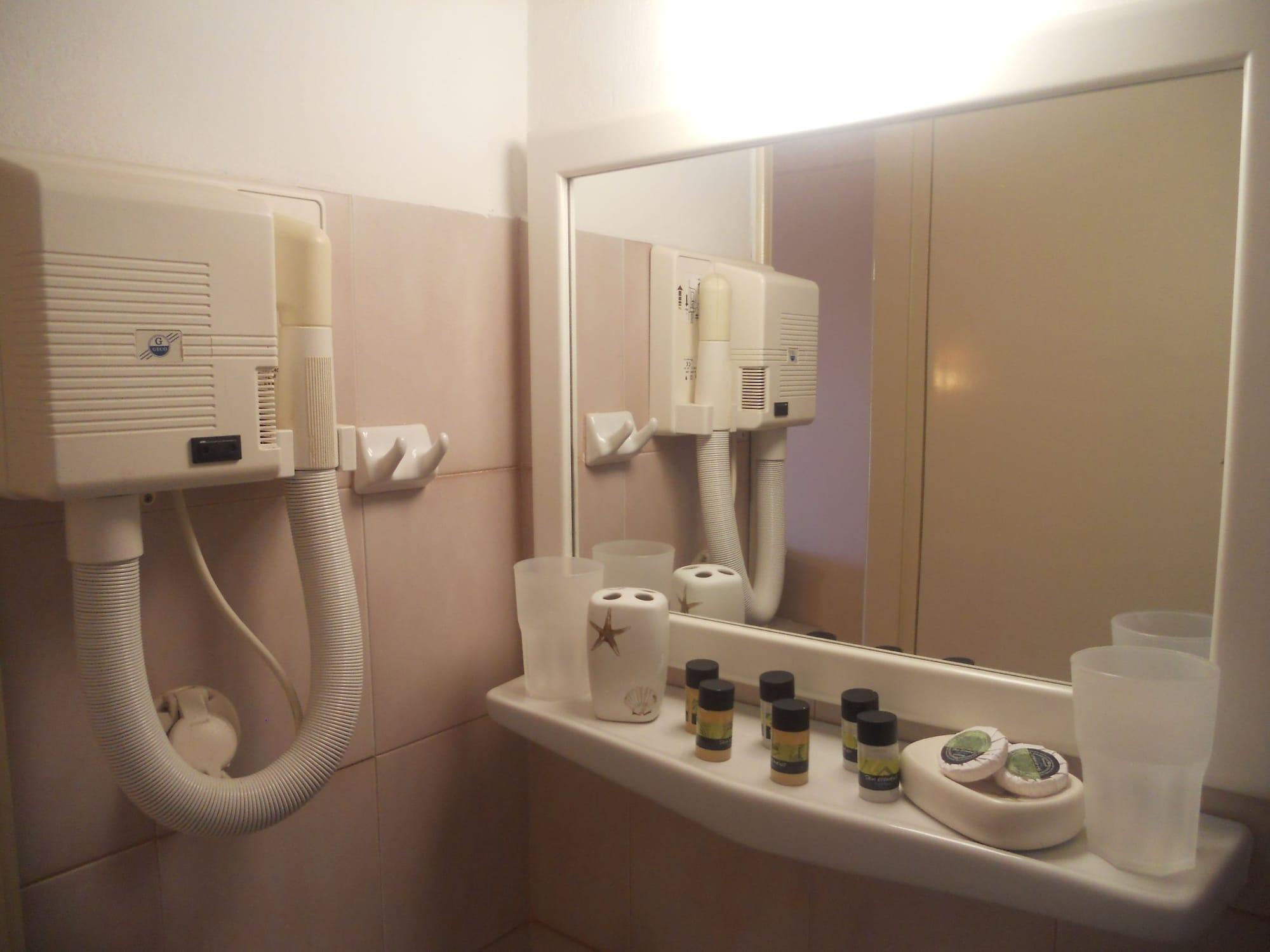 Elli Marina Studios And Apartments Benitses  Ngoại thất bức ảnh