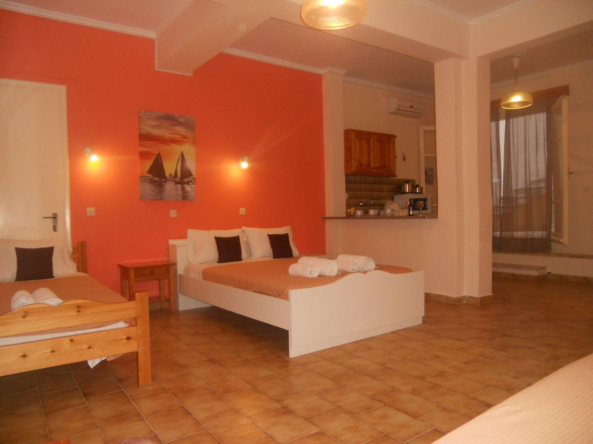 Elli Marina Studios And Apartments Benitses  Ngoại thất bức ảnh