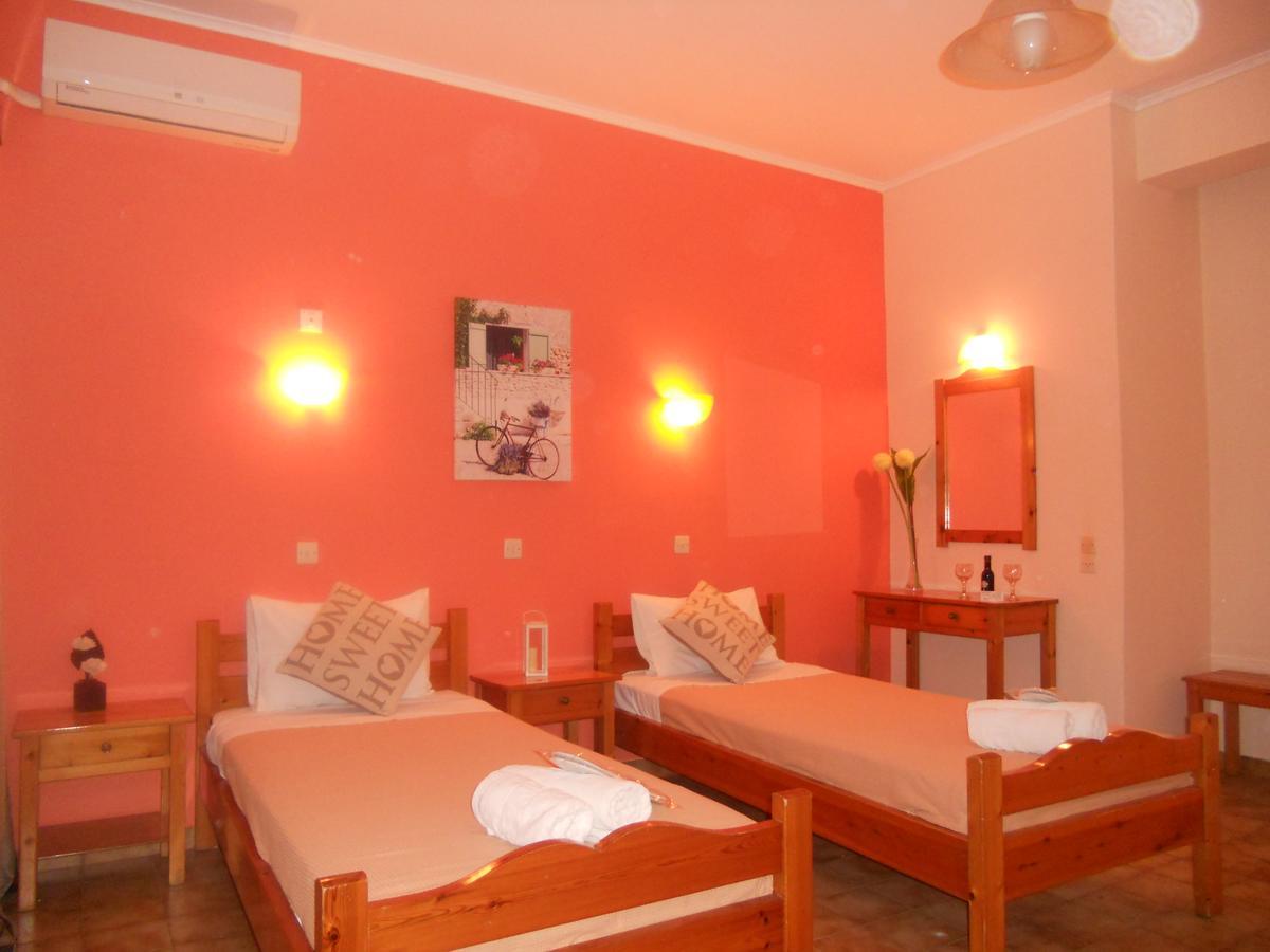 Elli Marina Studios And Apartments Benitses  Ngoại thất bức ảnh