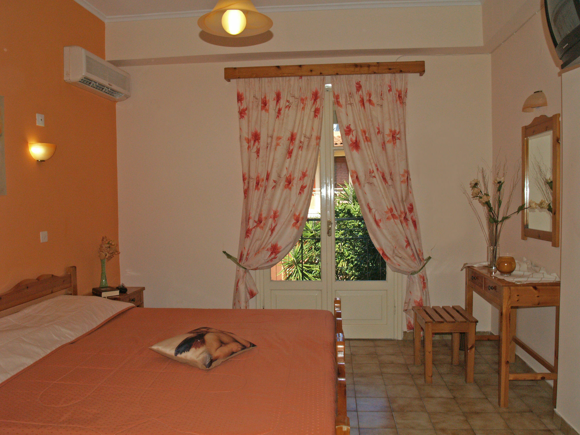 Elli Marina Studios And Apartments Benitses  Ngoại thất bức ảnh